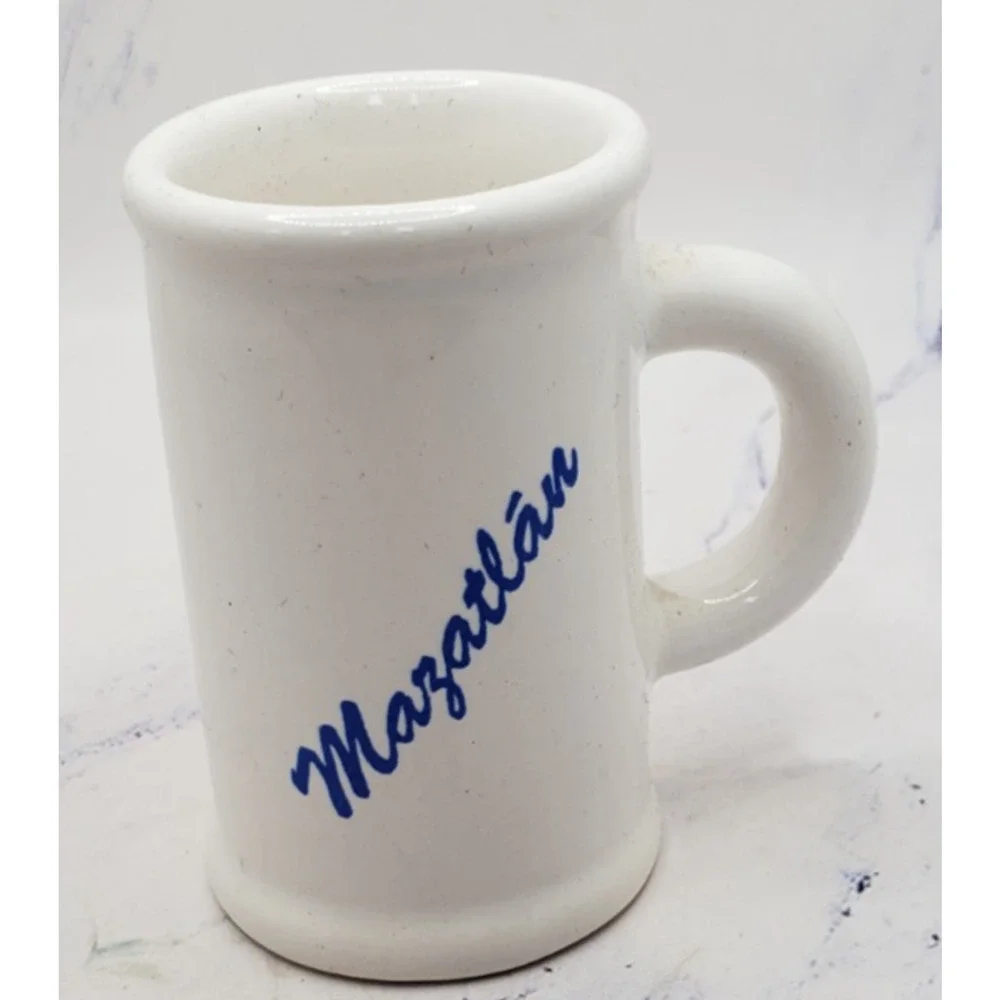 Mazatlan Mexico Souvenir Miniature white Vintage Ceramic Mug Toothpick Holder